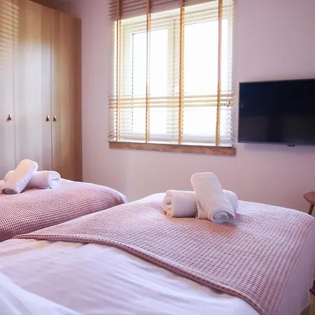 Skarpa Apartament *