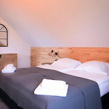 Apartament Skarpa Mysłakowice