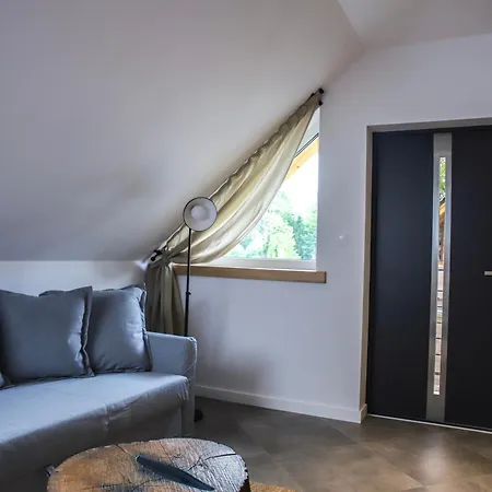 Apartament Skarpa *