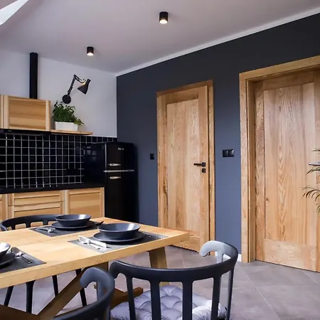 Apartament Skarpa *